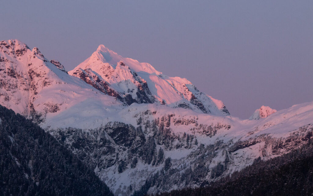 Alpenglow on Peak 4900