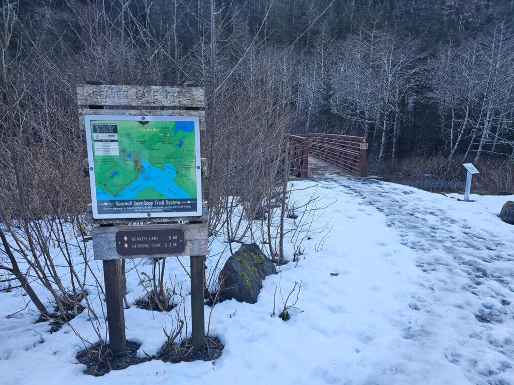 Beaver Lake Trailhead